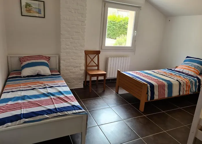 Hébergement de vacances Maison De Charme à Samer, 7 Pers, Grand Jardin, Poêle à Bois, Wifi, Proche Boulogne Sur - Fr-1-376-115 *